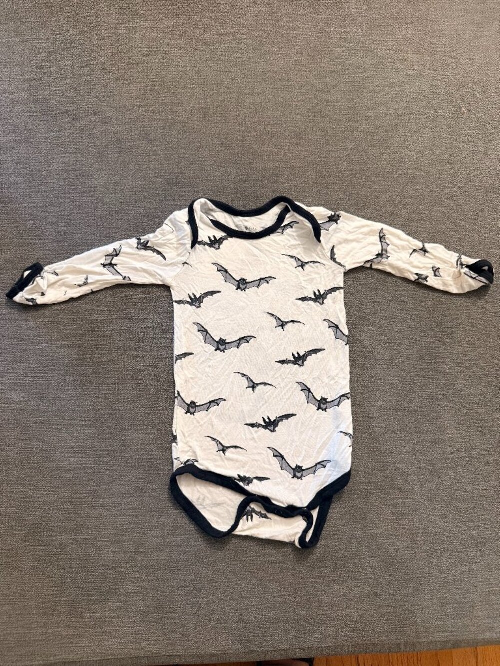 Kyte Baby Halloween Onesie 12-18 Months